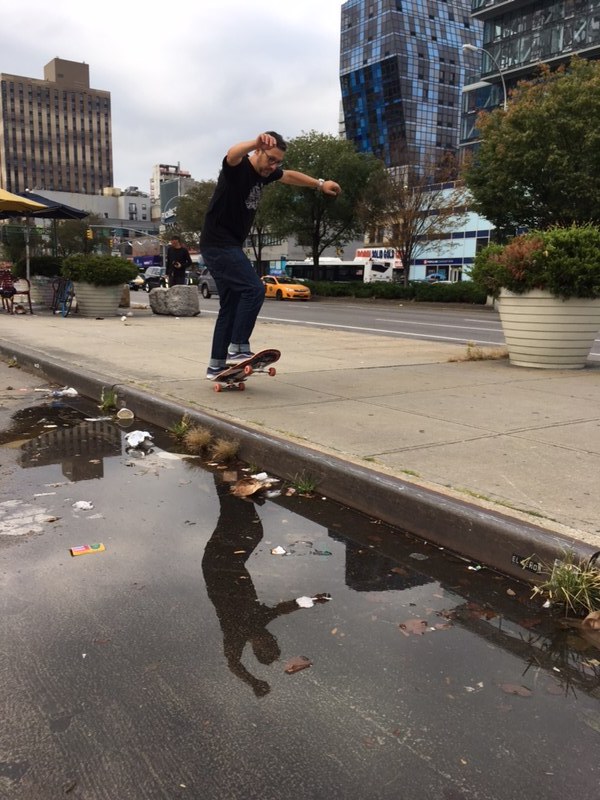 Photo of mike cohen skateboarding in new york city